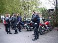 Treffe auf dem Parkplatz
